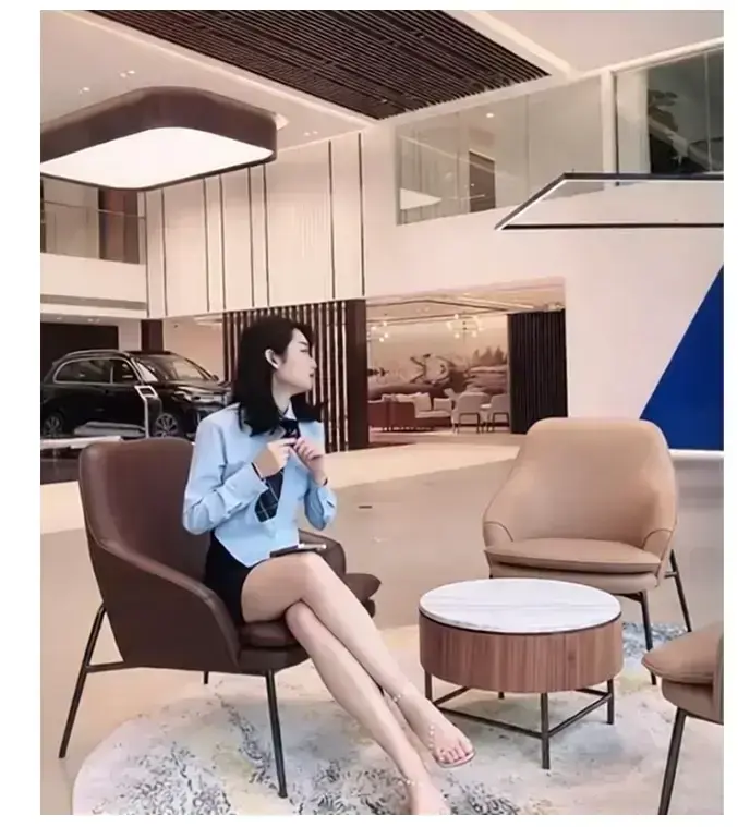 佳木斯新玛特迪桑特女销售事件完整现场视频 - 全网震惊破防现场 - 后续结果意想不到 - 免费在线观看完整版