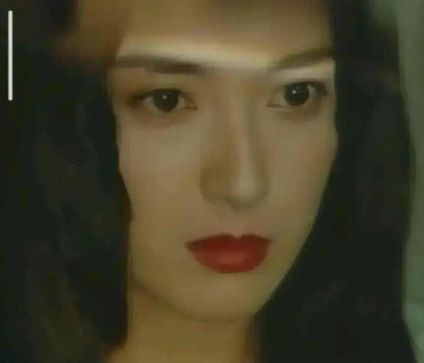《美丽的凶器》无删减版HD在线观看-日本唯美犯罪片《美丽的凶器》完整版免费播放-高清修复经典惊悚电影