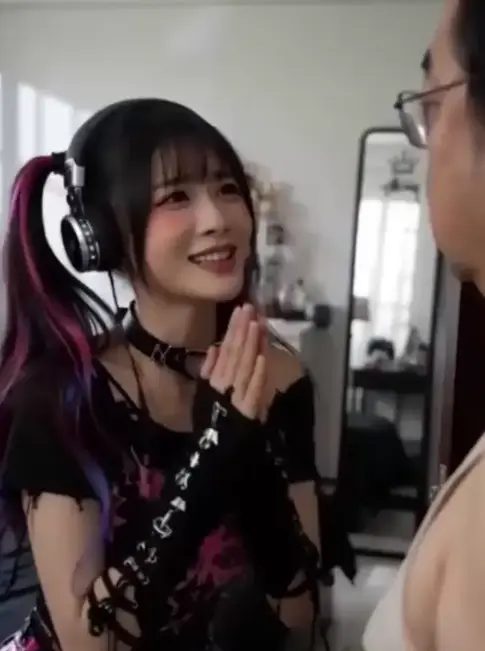 看《胖哥的传奇人生》全集未删减版-脑洞大开沙雕动画短剧-胖哥扮猪吃老虎逆袭传奇-手机在线免费观看