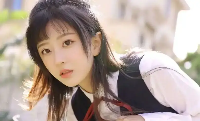 《美丽小蜜桃》无删减版在线观看-高清1080P完整资源免费播放-美国艺术片《美丽小蜜桃》全集