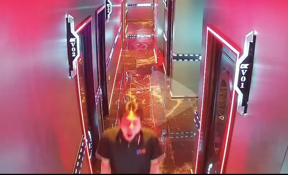 盖州兴隆KTV事件高清视频免费观看 - 监控流出完整版全集 - 现场细节还原解析