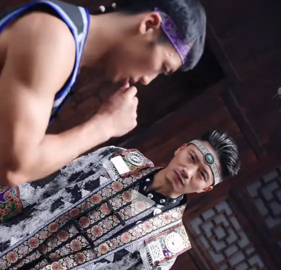 铁血少将军×女扮男装镖师《女镖师出征！铁血染红妆》-高清免费在线观看-全99集资源分享下载