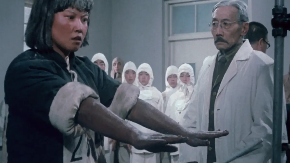 免费在线观看《黑太阳》无删减版-高清电影完整版资源-国产热血影片全集