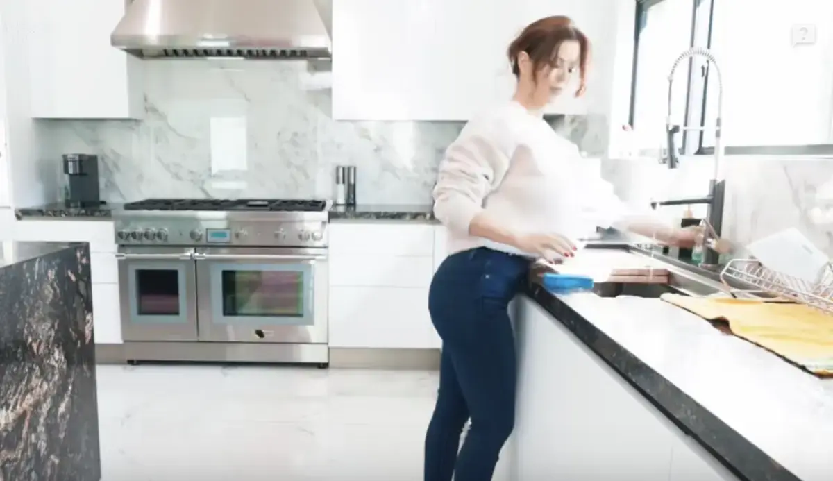Alexis Fawx未删减版全集资源 - 《Alexis Fawx》高清中文字幕在线观看 - 支持免费播放与网盘下载